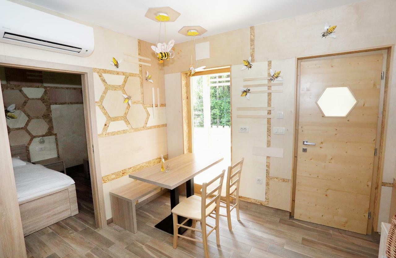 Honey Paradise Glamping Resort Dobova Eksteriør bilde