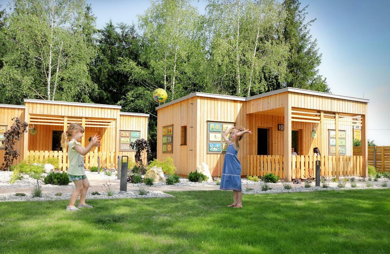Honey Paradise Glamping Resort Dobova Eksteriør bilde
